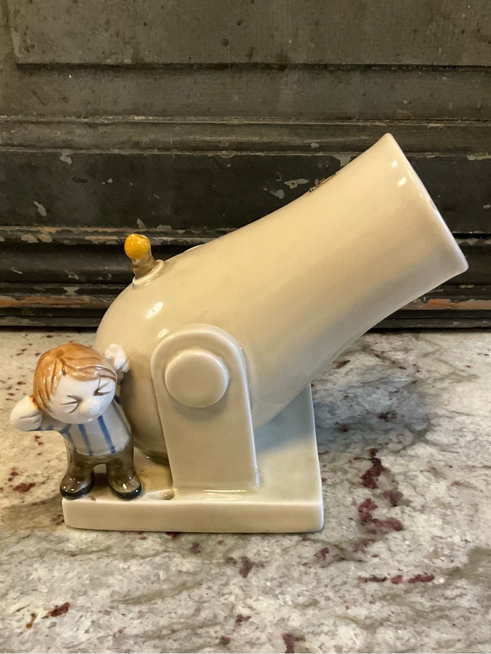 Vintage Fitz and Floyd ceramic cannon matchstick holder